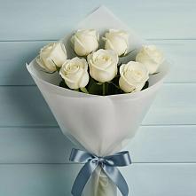 Букет 7 Белых роз Эдлесс Лав в Островцы