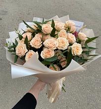 Букет Кремовые розы Латте в Островцы