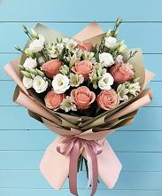 Букет цветов из:  Розы, Альстромерии и Лизиантусы в Островцы