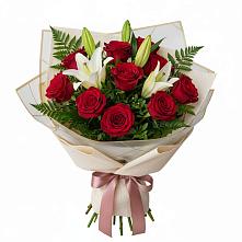 Букет цветов из:  Лилии и Розы в Островцы