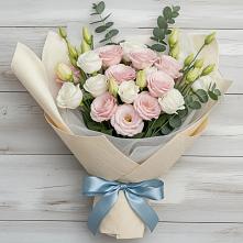 Букет цветов из:  Лизиантусы #REPLACE_PRED# Островцы