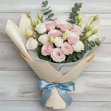 Букет цветов из:  Лизиантусы в Островцы