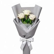Букет 3 белые розы в Островцы