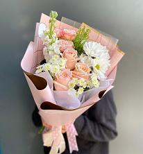 Букет цветов из:  Хризантемы и Розы в Островцы