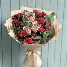 Букет цветов из:  Гвоздики и Розы в Островцы